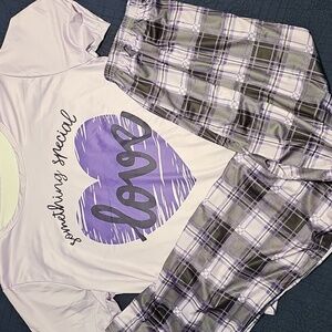 Lavender pajama set with Heart Design NWOT size M